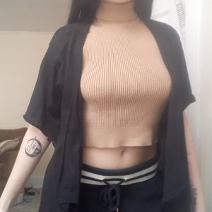 Black shortsleeve thin cardigan